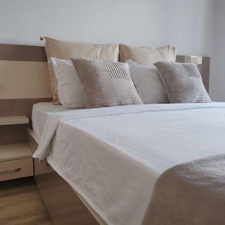 Coffee Residence Apartment Cu 2 Camere Букурещ Екстериор снимка